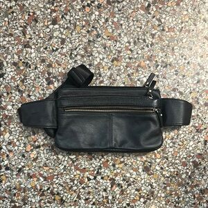 Black Leather Men's Waist Bag